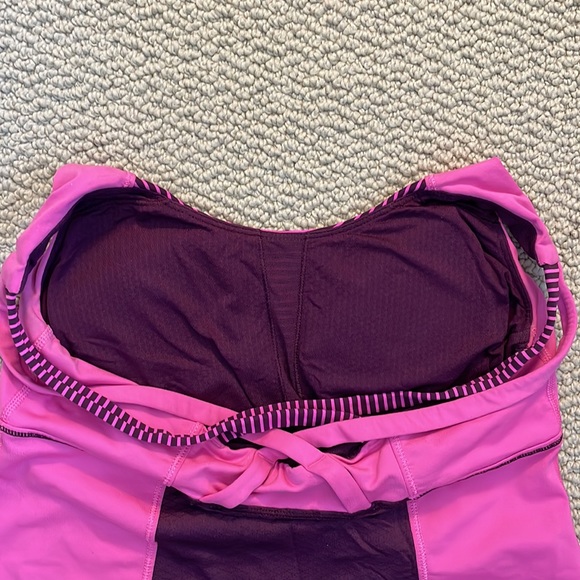 Lululemon Energy Tank in Pink Stripe, Size 4 - Picture 5 of 5